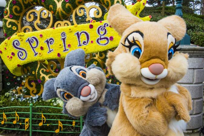 Le parc Disneyland Paris fête joyeusement le printemps