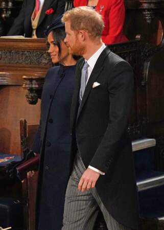 Le prince Harry et Meghan Markle entrent dans la Chapelle Saint-George, théâtre de leur propre mariage en mai