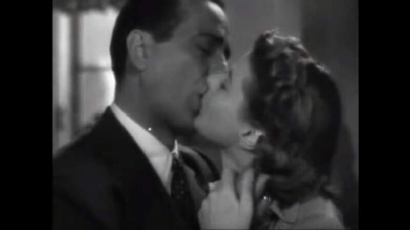 Casablanca (1942) - Le baiser longtemps rêvé