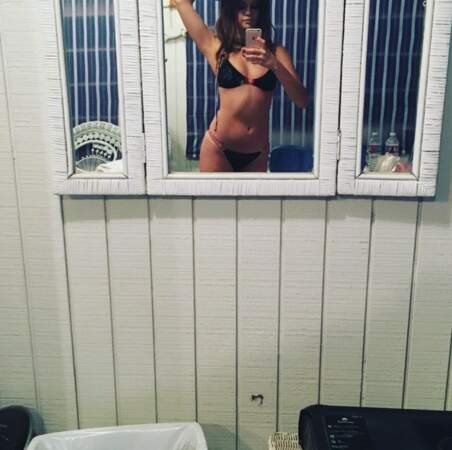Le selfie de Selena Gomez en bikini : 1,7 millions de likes. 