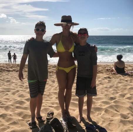 Britney Spears était elle aussi avec ses fils, pour un bain de soleil 