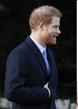 Venu sans sa petite amie, le prince Harry a fait la joie des fans de la famille royale