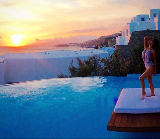 Vacances de rêve pour Nicole Scherzinger qui fête ses 37 ans à Mykonos.