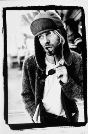 Icône de la mode malgré lui, Kurt Cobain remet même la chapka au goût du jour
