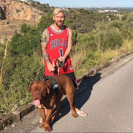 Les sportifs s'y mettent aussi. Voici Lionnel Messi et son chien