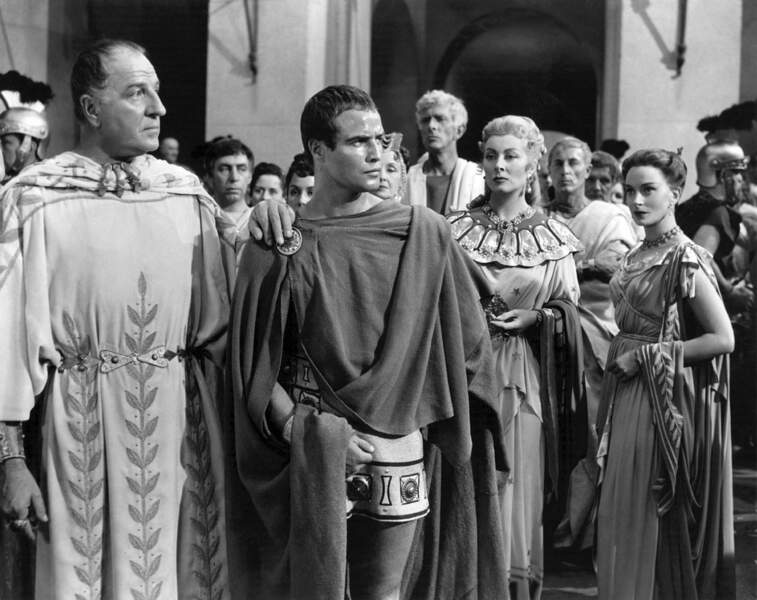 En 1953, il est interprété par Louis Calhern (à côté de Marlon Brando), dans "Jules Cesar" de Joseph Mankiewicz