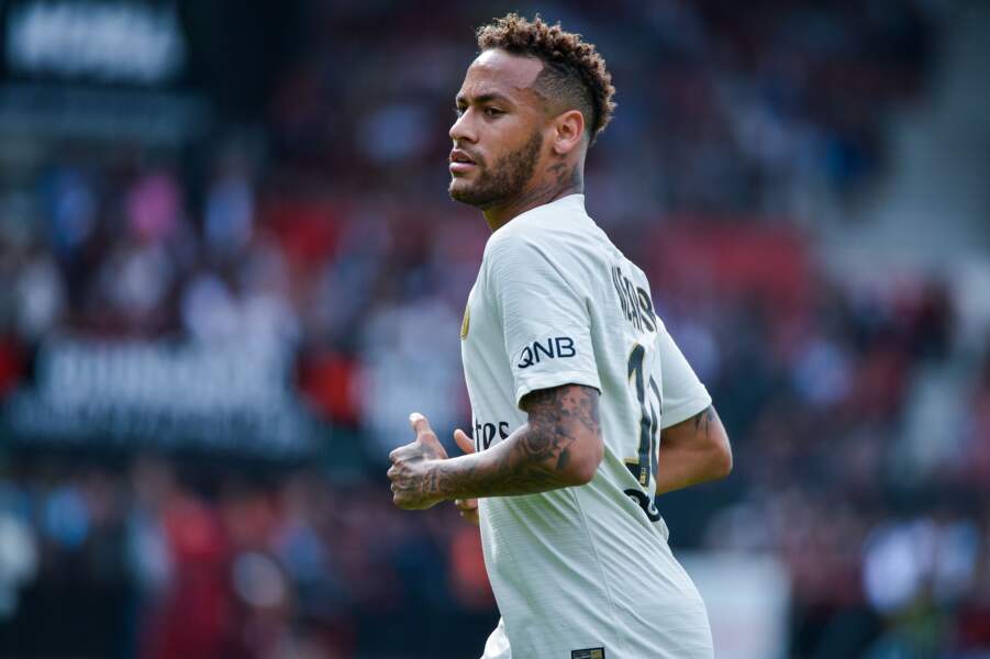 2e : Neymar (PSG), 35 millions d'euros par an