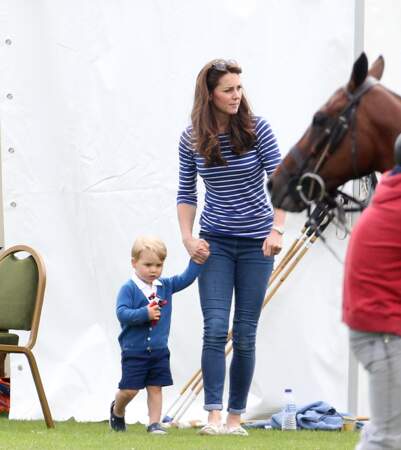 Les chevaux sont bien gardés avec Kate et George...