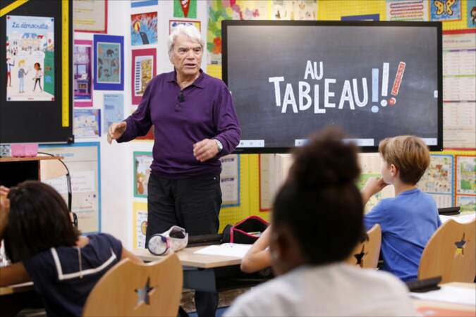 En 2018, Bernard Tapie participe à l'émission "Au Tableau !", sa dernière apparition à la télévision