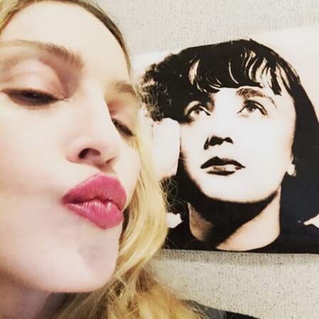 Madonna est amoureuse d'Edith Piaf (on lui dit pour sa disparition... ?)