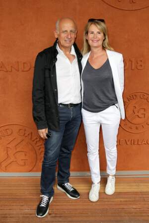 Au Village Roland-Garros, on aussi repéré Jean-Michel Aphatie et son épouse…
