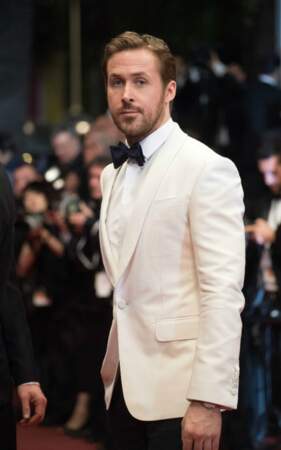 Ryan Gosling, et son beau noeud pap bleu