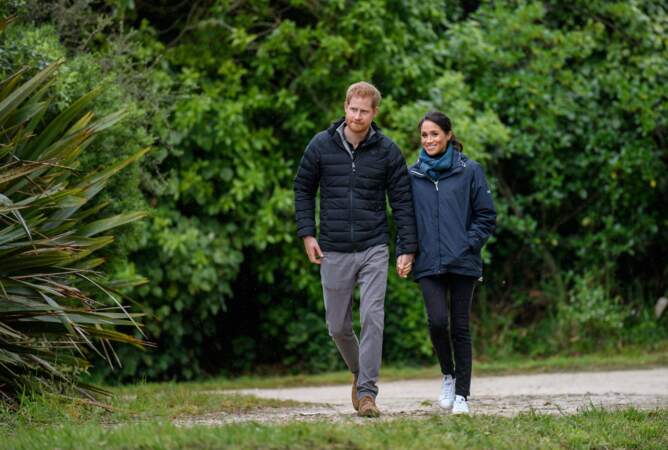Le prince Harry et Meghan Markle profitent d'un moment de tranquillité dans le parc national Abel Tasman