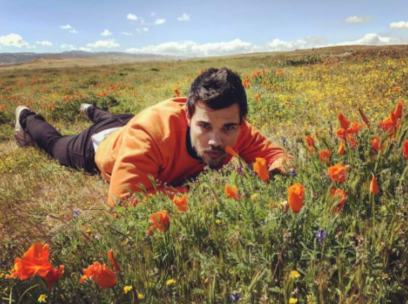 Avec ce temps, on rêve de faire communion avec la nature, comme Taylor Lautner. 