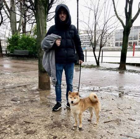 Il n'y a effectivement que Squeezie et son chien pour nous rappeler que l'hiver est rude en France 