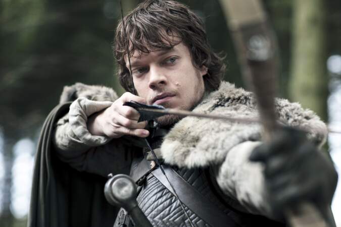 Theon Greyjoy était un adolescent au début de Game of Thrones
