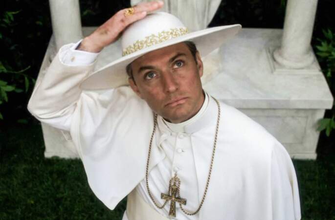 Jude Law en pape atypique ? C'était dans la série The Young Pope, du cinéaste Paolo Sorrentino