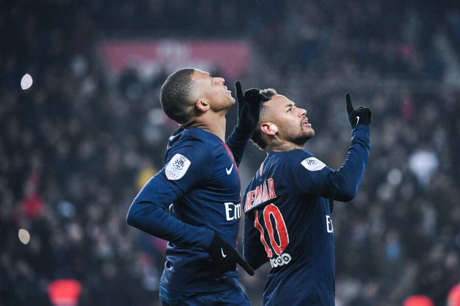 6 : Paris Saint-Germain avec 541,7 millions d'euros