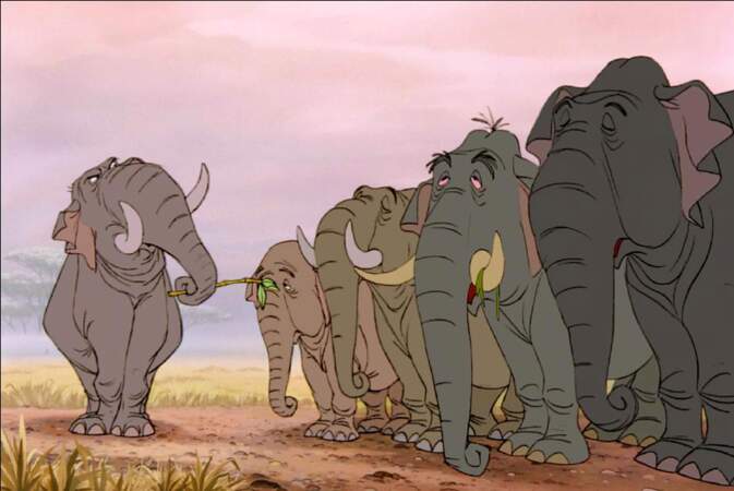La fameuse patrouille des éléphants, menée à la baguette par le Colonel Hathi, dans le dessin animé