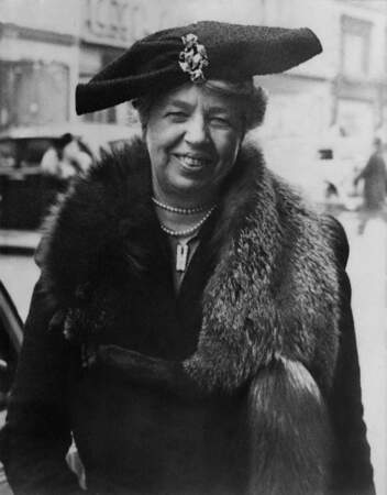 Féministe, Eleanor Roosevelt est la première à assister au bal de l'investiture et à rendre son rôle vraiment actif