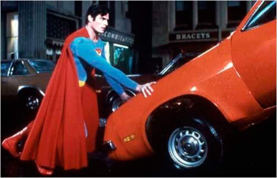 Superman 4 (1987) : quatrième et dernière apparition de Christopher Reeve avec la cape rouge