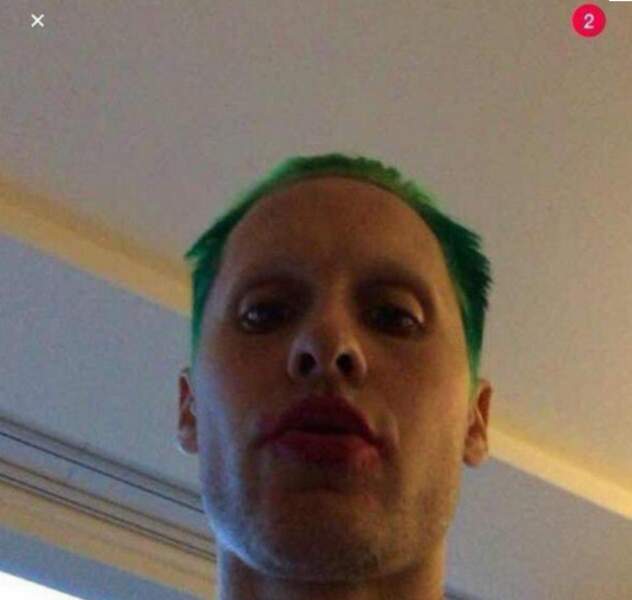 Plus original encore : les cheveux verts de Joker de Jared Leto, dévoilés sur Snapchat.