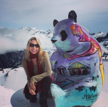 Tonya Kinzinger s'est fait un nouvel ami dans les Alpes. 