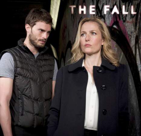 Aux côtés de Gillian Anderson, l'acteur prend du galon et incarne un serial killer dans la série The Fall