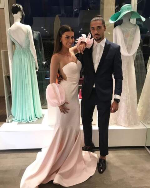 Les candidats de télé-réalité Martika et Julien Guirado, en couple depuis 2016.