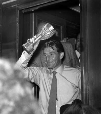 1954 - Fritz Walter, capitaine de la RFA vainqueur face à la Hongrie