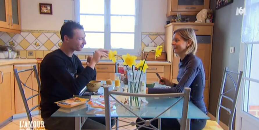 Franck et Karine prennent déjà leur petit-déjeuner ensemble