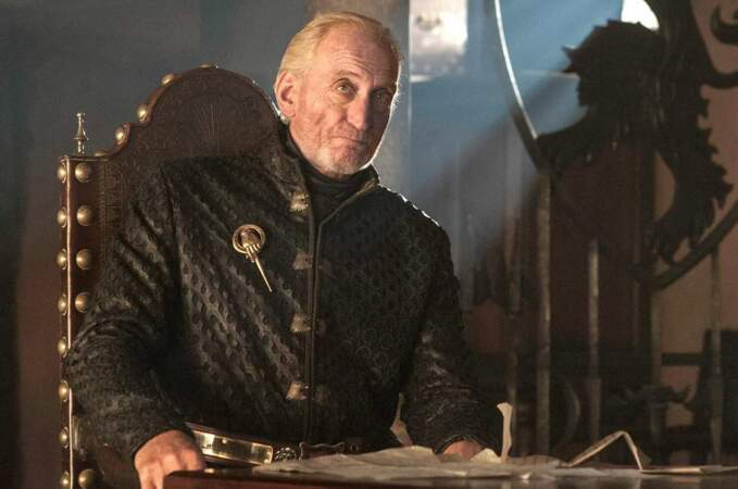 Charles Dance était Tywin Lannister jusqu'à ce que son fils, Tyrion mette fin à ses plans d'une façon radicale 