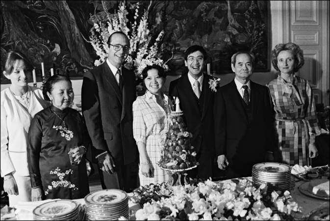 Le 27 juin 1981, Bernadette marie sa troisième fille -adoptive- Anh Dao. La famille est au complet !