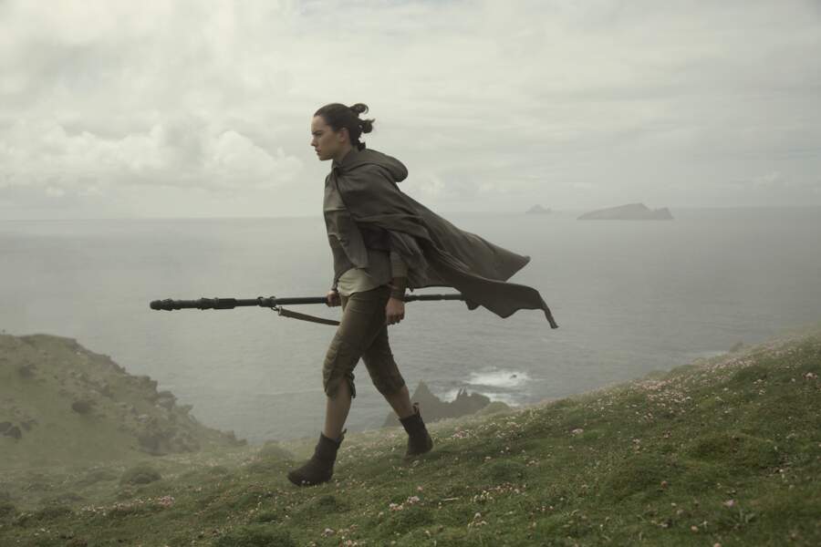 Rey, en marche, dans Les Dernier Jedi 
