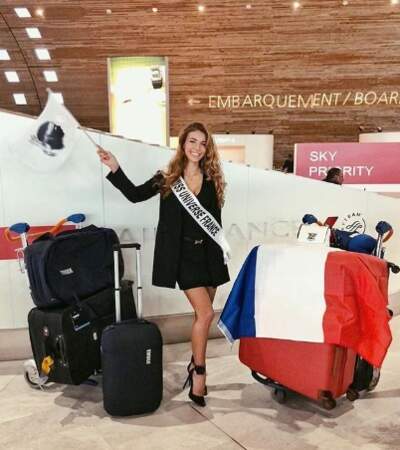 Bon c'est pas tout ça mais on doit encourager à distance la frenchie Eva Colas pour le concours Miss Univers 2019.