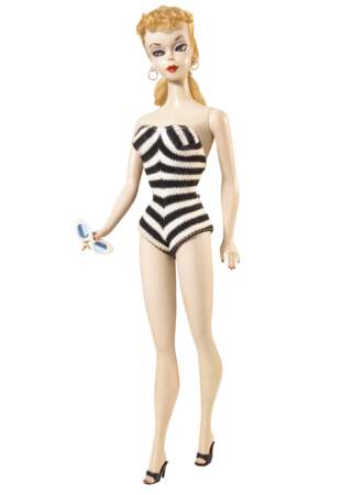 La première Barbie est née en 1959, elle mesure 29 centimètres et pèse 205 g