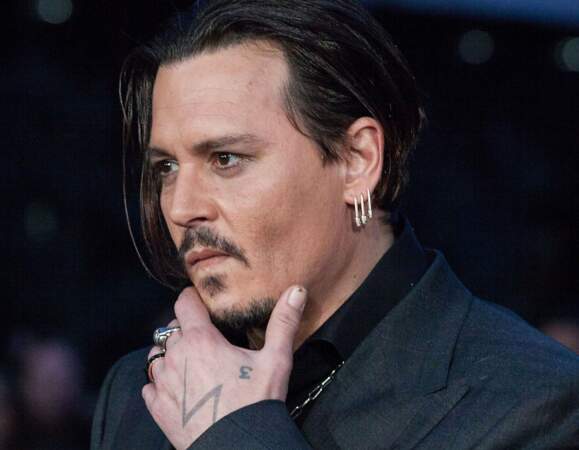 Johnny Depp est coulrophobe, en d'autres termes il évite de fréquenter les... clowns.