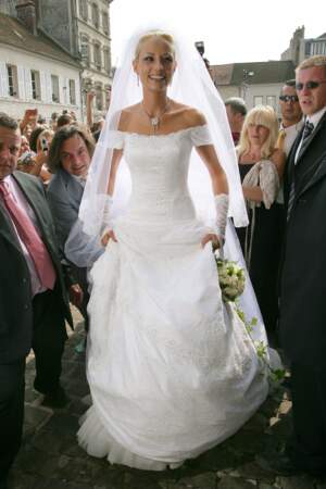 Pour son mariage avec Bertrand Lacherie en 2006, Elodie Gossuin avait dessiné elle-même cette robe romantique !