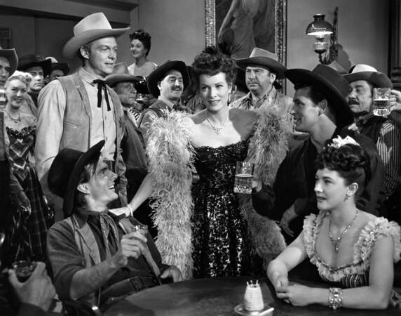 Jeanne fait ses débuts au cinéma dans La belle rousse du Wyoming (1953).