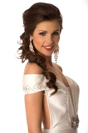 Miss Uruguay 2012, Camila Vezzoso