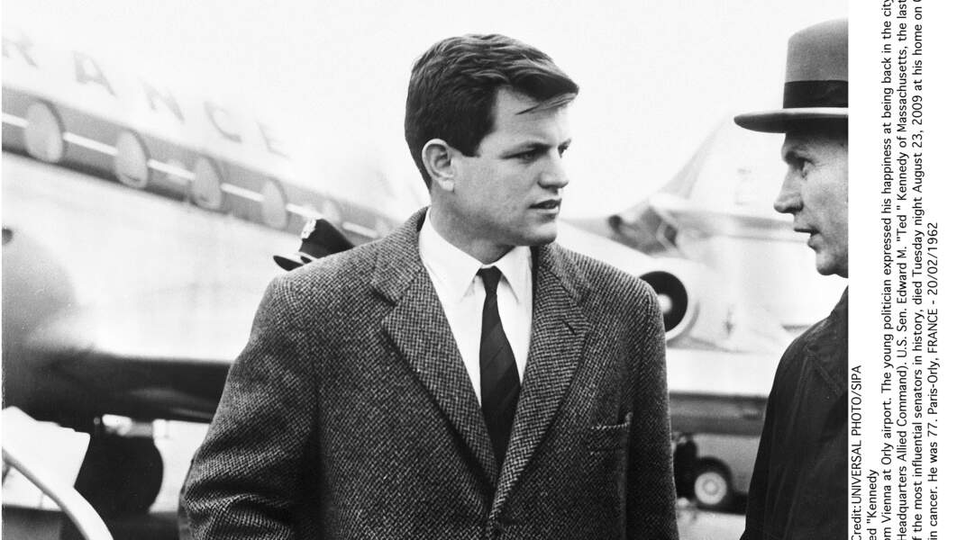 La preuve avec cette photo de Ted Kennedy à la sortie d'un avion 