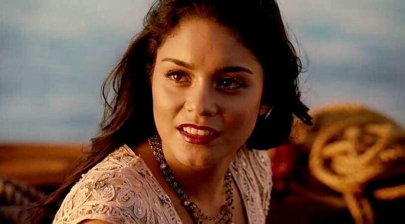 Elle incarne la mexicaine Cereza dans Machette Kills (2013), la suite déjantée de Machete.