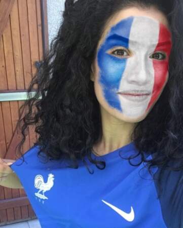 Durant l'Euro 2016, elle était à fond avec les Bleus ! 