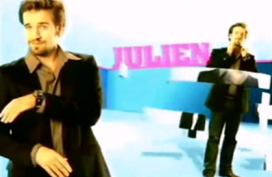 Julien (Saison 1). Son secret : "Je suis escort boy"