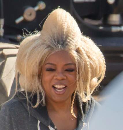 Oprah Winfrey et sa choucroute blonde sur le tournage de A Wrinkle in Time, prochain film fantastique de Disney