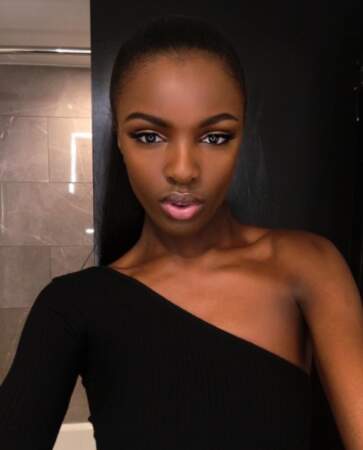 Léomie Anderson, top-model londonienne d'origine jamaïcaine de 24 ans, est suivie par plus de 103 000 abonnés. 