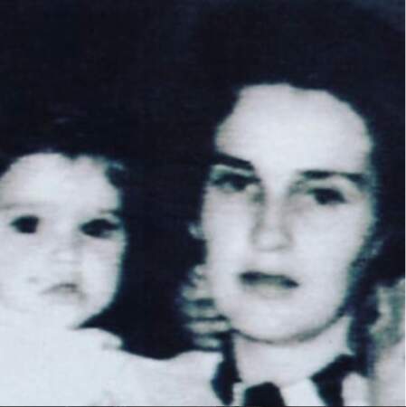 Madona, bébé avec sa mère Madonna Louise Fortin