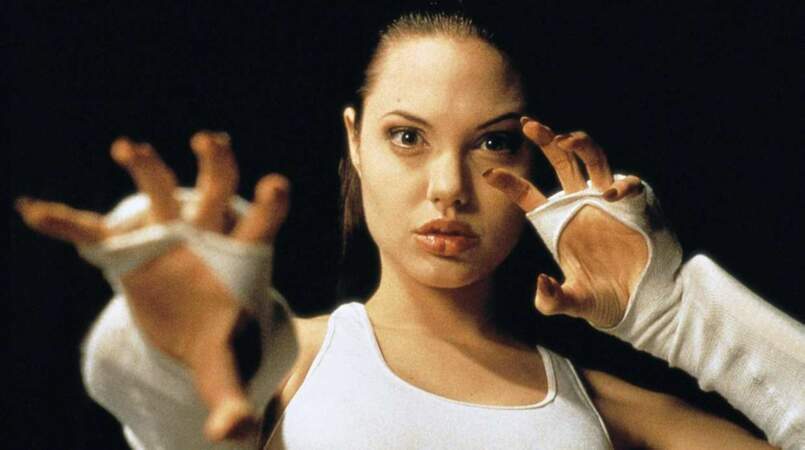 En 1993 sort Cyborg 2, le tout premier film d'Angelina Jolie
