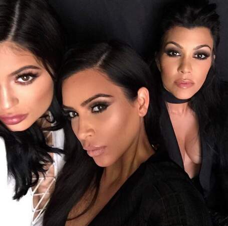 Kim, Kourtney et Kylie Jenner ont fait un remake du Pouvoir des 3...