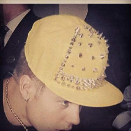 Justin partage également son mauvais goût vestimentaire avec ses fans